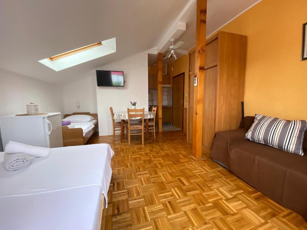 Apartments Maricic Sveti Petar  Buitenkant foto